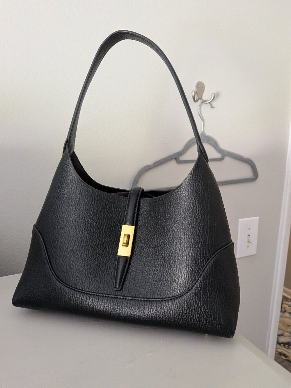 Mistique Black Pebbled Leather Curved Shoulder Bag | Gold Hardware NWOT